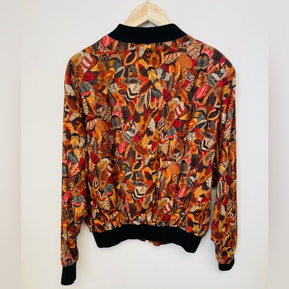 Vintage 80s / 90s All Over Feather Print Zip Up Bomber Jacket Fits Medium - Picture 2 of 4